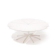 Уличный стол Petal Coffee table от Knoll