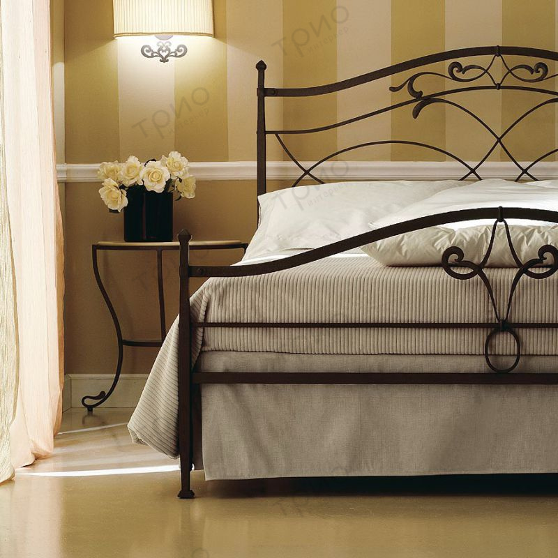 Отличительные черты кованых кроватей