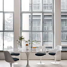 Стол Saarinen Tulip High Tables от Knoll