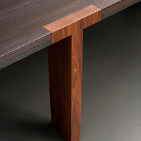 Стол T–Table от Tacchini