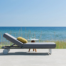 Уличный шезлонг Deckchair KS7000700 от Kettal