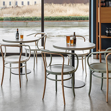 Стол Porto от Gebruder Thonet Vienna