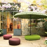 Уличный зонт Mogambo от Paola Lenti