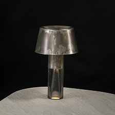 Настольная лампа Ghost Lamp Table от Henge