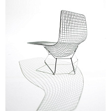 Шезлонг Bertoia Asymmetric Chaise от Knoll