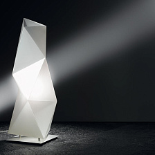 Настольная лампа Diamond от Slamp