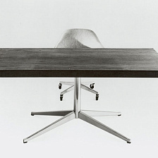 Письменный стол Executive Desk от Knoll